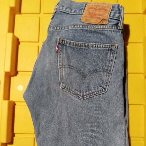 Men's Levi's 505's - Picture 4 of 5